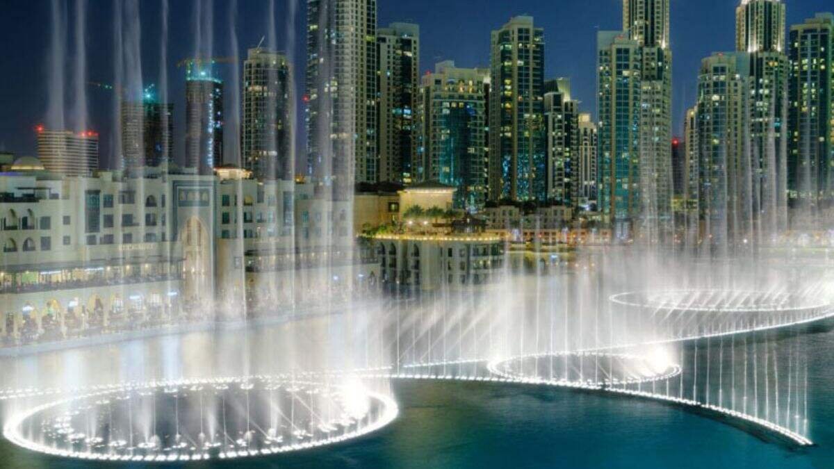 Dancing fountains, thing to see in Dubai