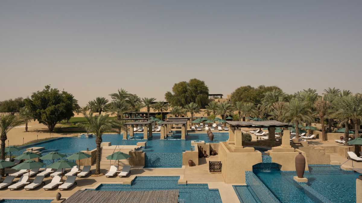 Mesmerizing Desert Sunset: Bab Al Shams' Poolside Paradise Beckons!