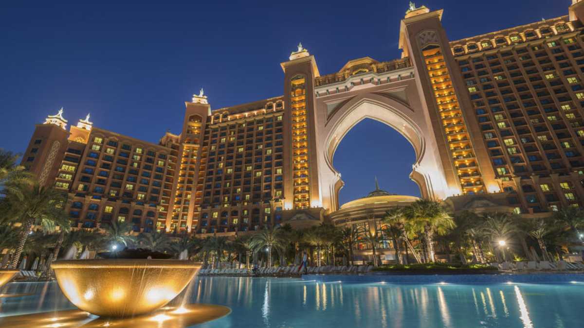 Atlantis 15th Birthday Special: Your Ultimate Dubai Staycation Guide!