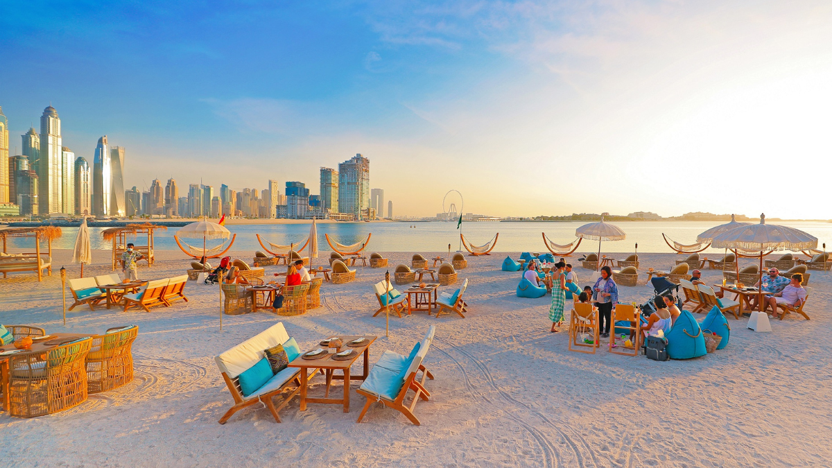 Luxury Meets Adventure: Unveiling Palm Jumeirah's Summer Paradise