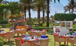 A Royal Brunch Experience at The Ritz-Carlton, Dubai!