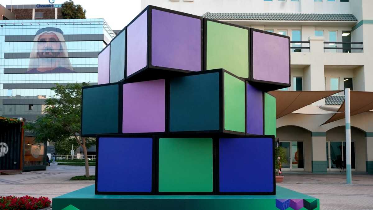 Explore Dubai Knowledge Park's record-breaking Rubik's Cube, a symbol of innovation and knowledge.