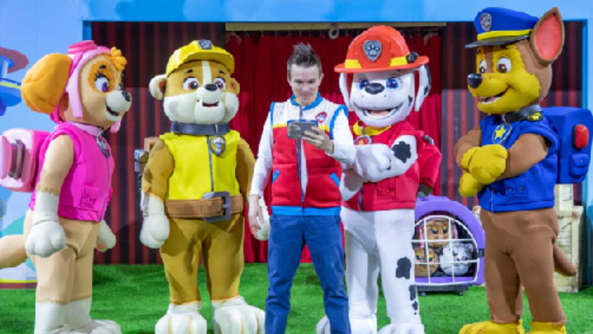 Paw Patrol Live  Meet Marshall, Chase & all PAW Patrol Crew with
