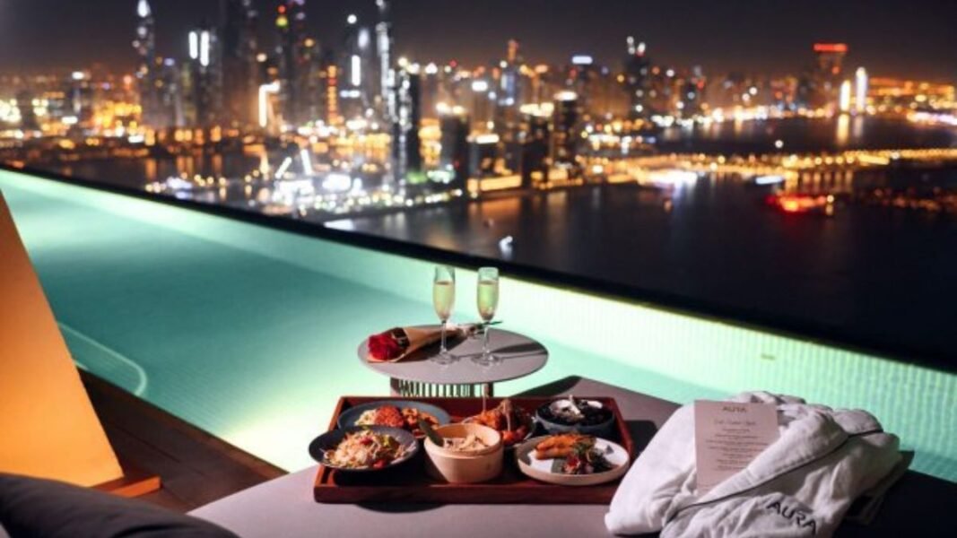 aura skypool dubai