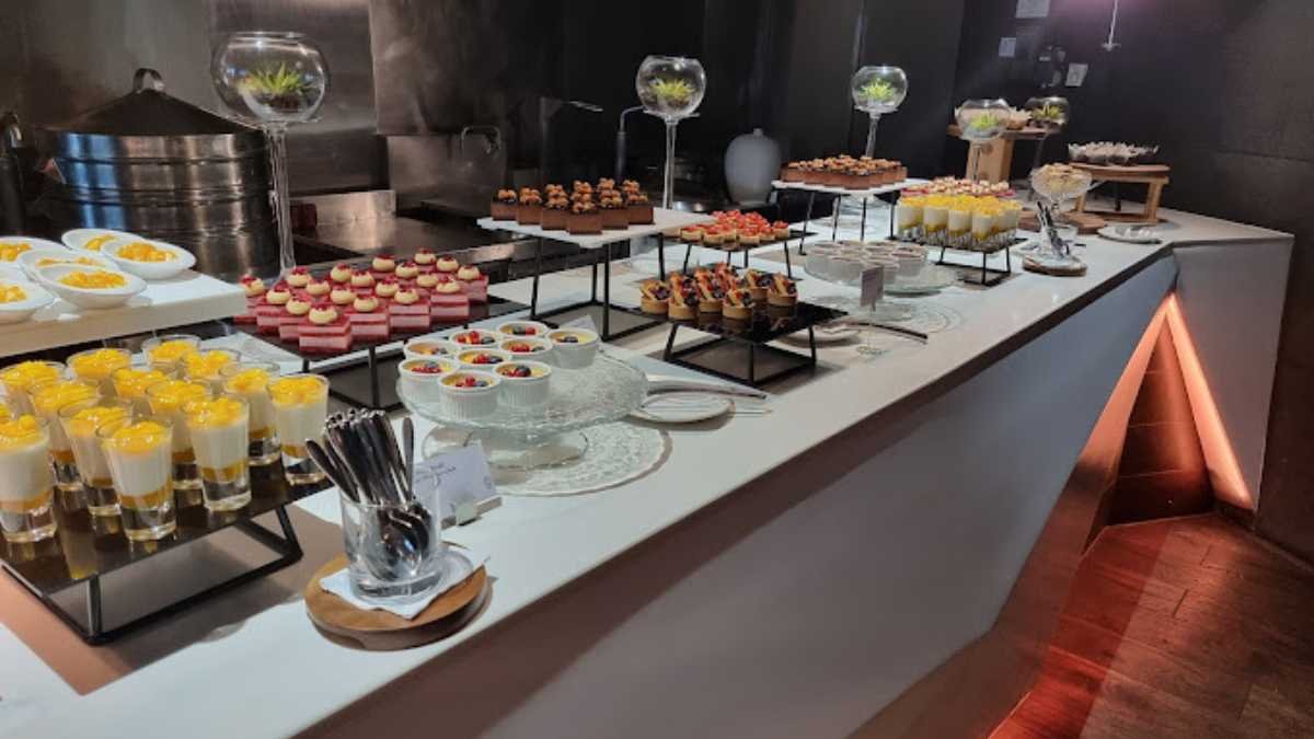 Accents Restaurant & Terrace Dubai Marina