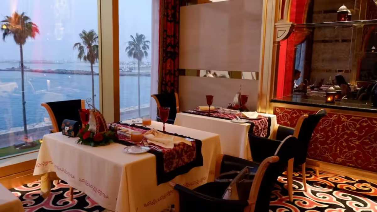 Al Iwan Umm Suqeim Dubai