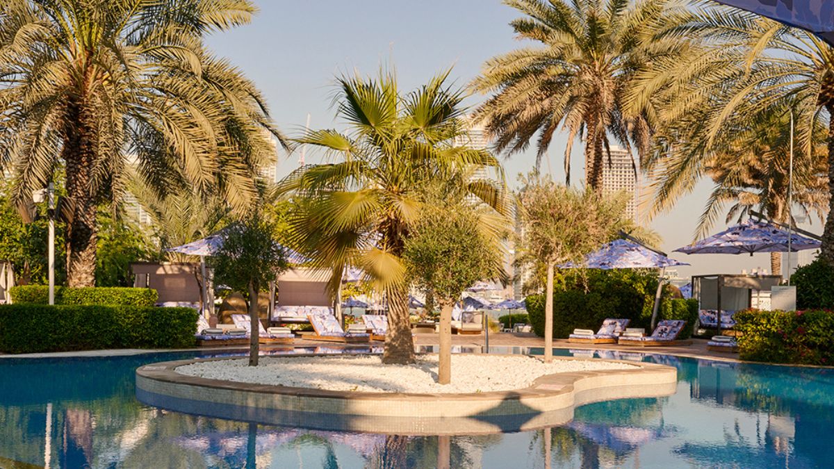 Dubai's Hottest Pool Club, Mare by Bussola, Gets a Glamorous Look!