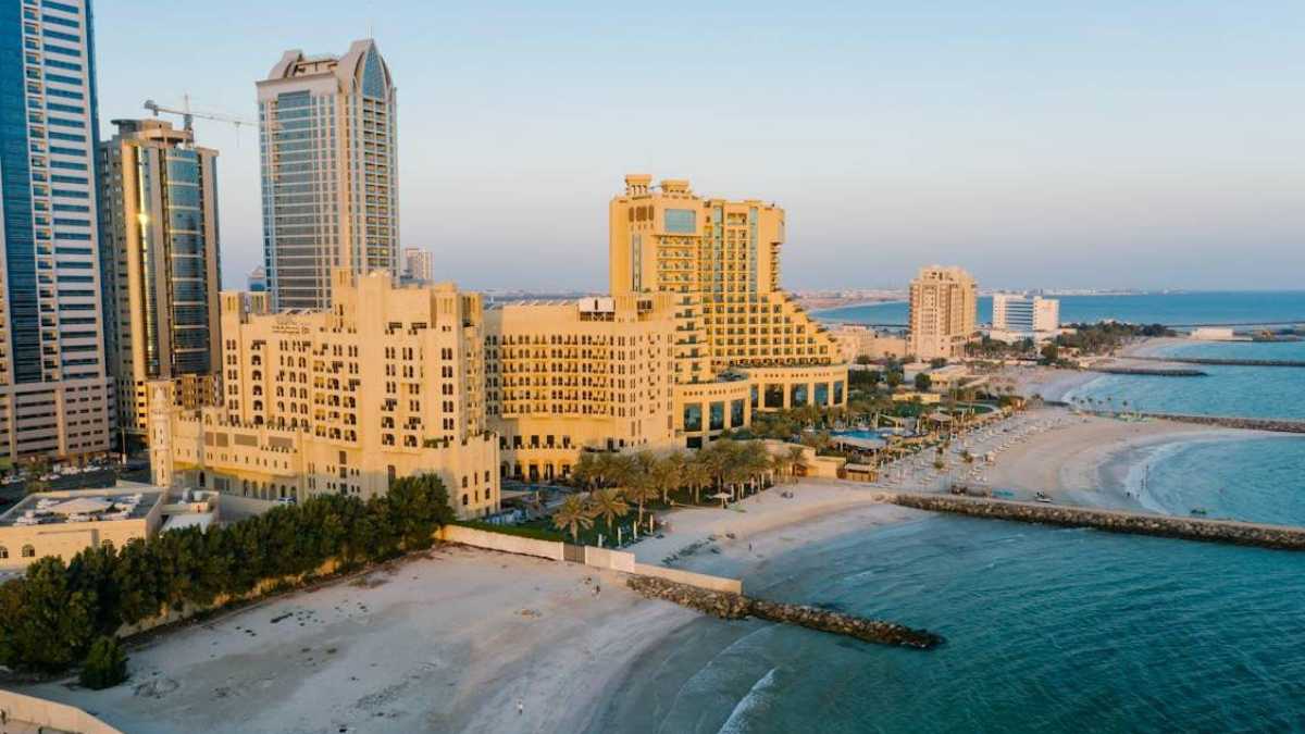 Experience the 6 Best Deaf-Friendly Stays in the UAE