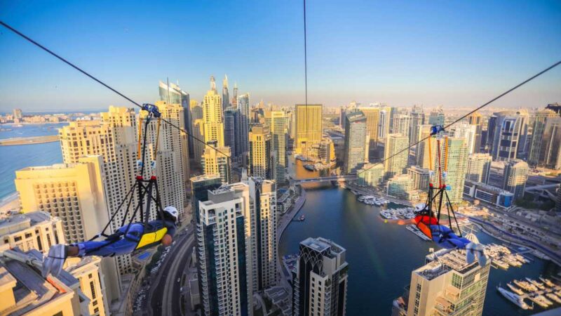 Dubai's Summer Thrills with Skydive Dubai and Skyhub Gyrocopter