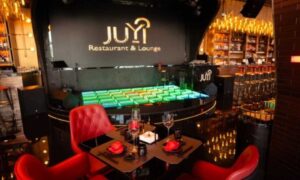Vibrant Nightlife at JUYI Restaurant & Lounge, Dubai