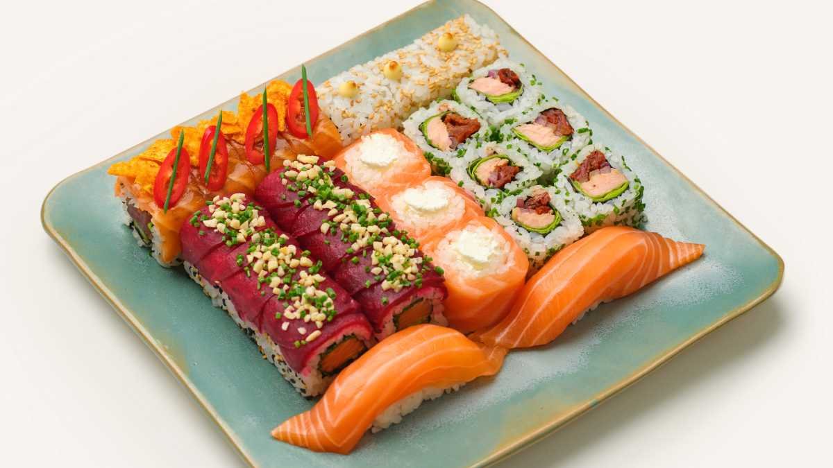 Delights of Sushi Art's Summer Menu