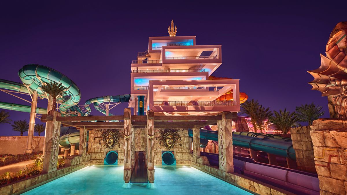 Make a Splash at Aquaventure Waterpark's Sunset Saturdays