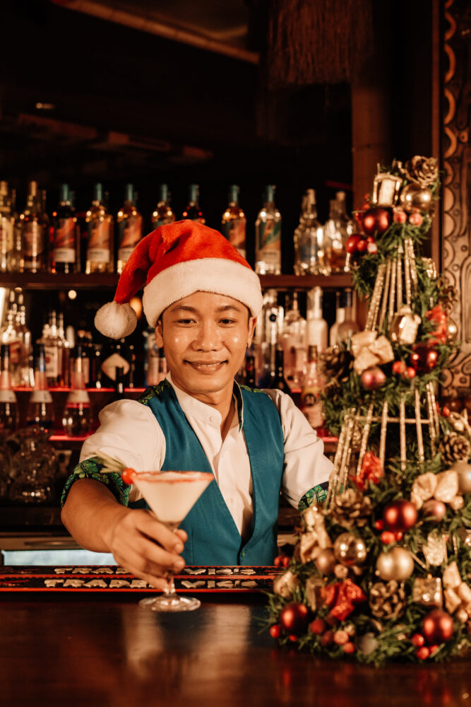 Magical "Christmas in July" at Trader Vic's, Hilton Dubai Jumeirah