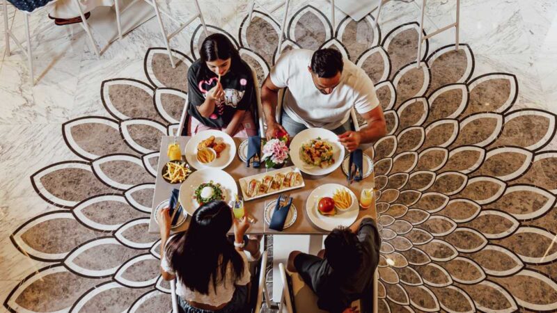 UMA Lounge and Terrace Indoors at Burj Al Arab