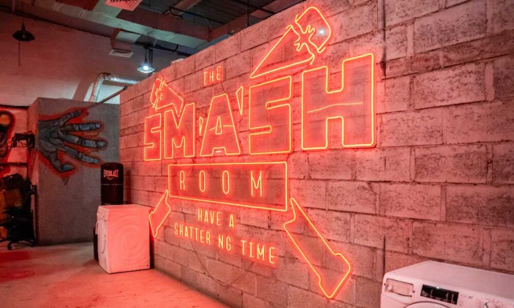 Celebrate Emirati Women’s Day at The Smash Room