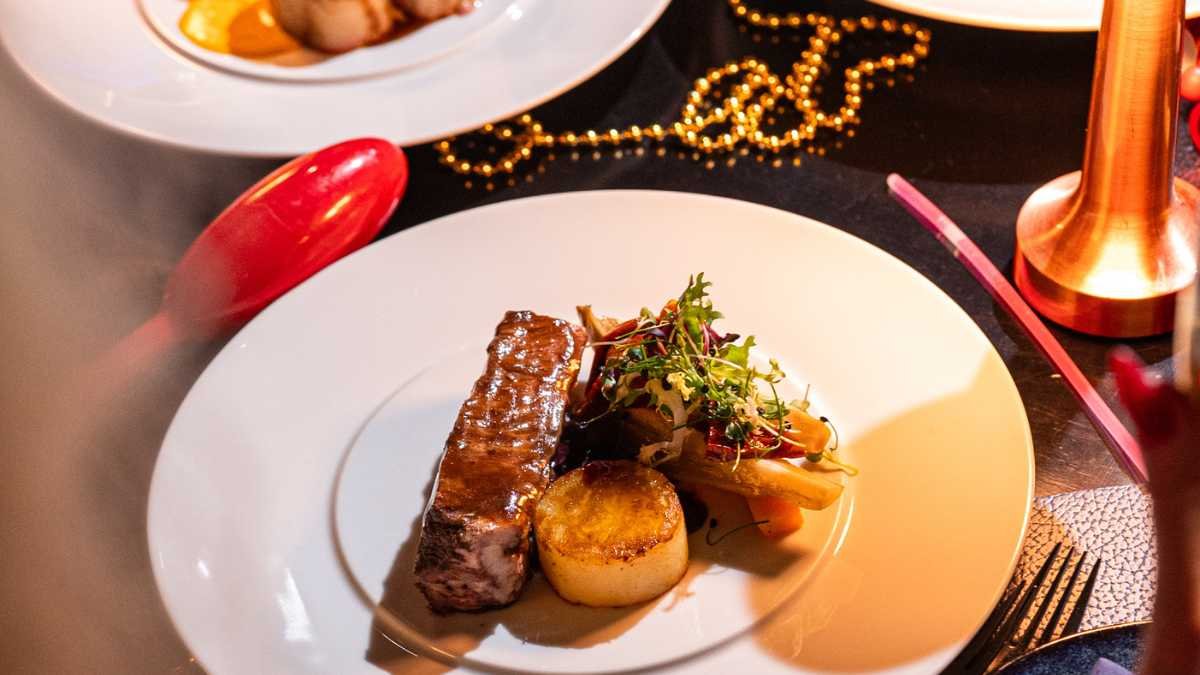 Holiday Season at Hilton Dubai Jumeirah and Hilton Dubai The Walk