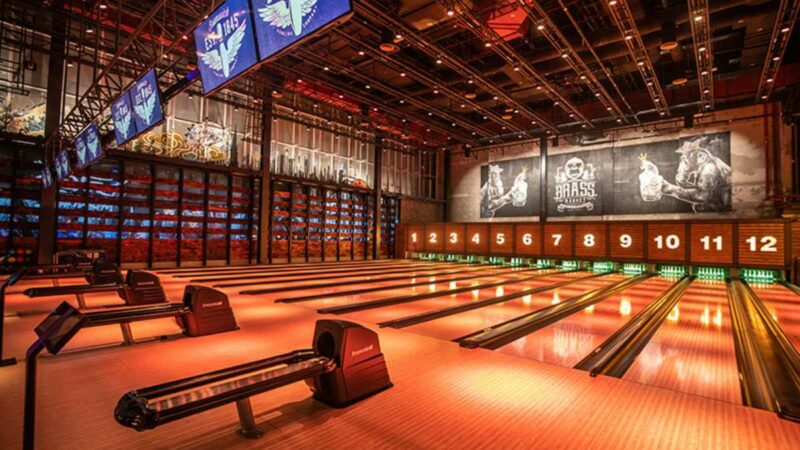 Best Bowling Alleys in Dubai for Family Fun and Entertainment