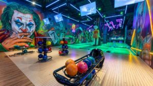 Best Bowling Alleys in Dubai for Family Fun and Entertainment