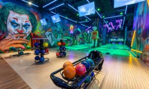 Best Bowling Alleys in Dubai for Family Fun and Entertainment