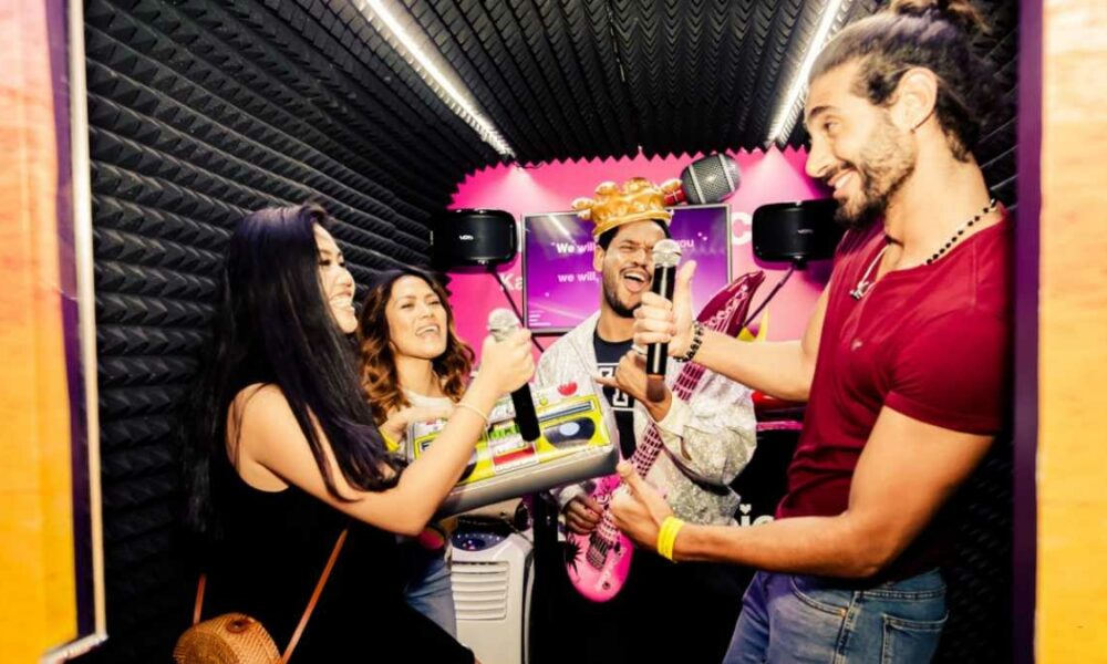 Sing Your Heart Out at Lucky Voice Dubai's Karaoke & Mimosa Sunday!