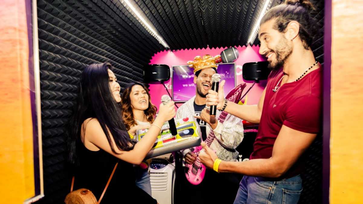 Sing Your Heart Out at Lucky Voice Dubai's Karaoke & Mimosa Sunday!