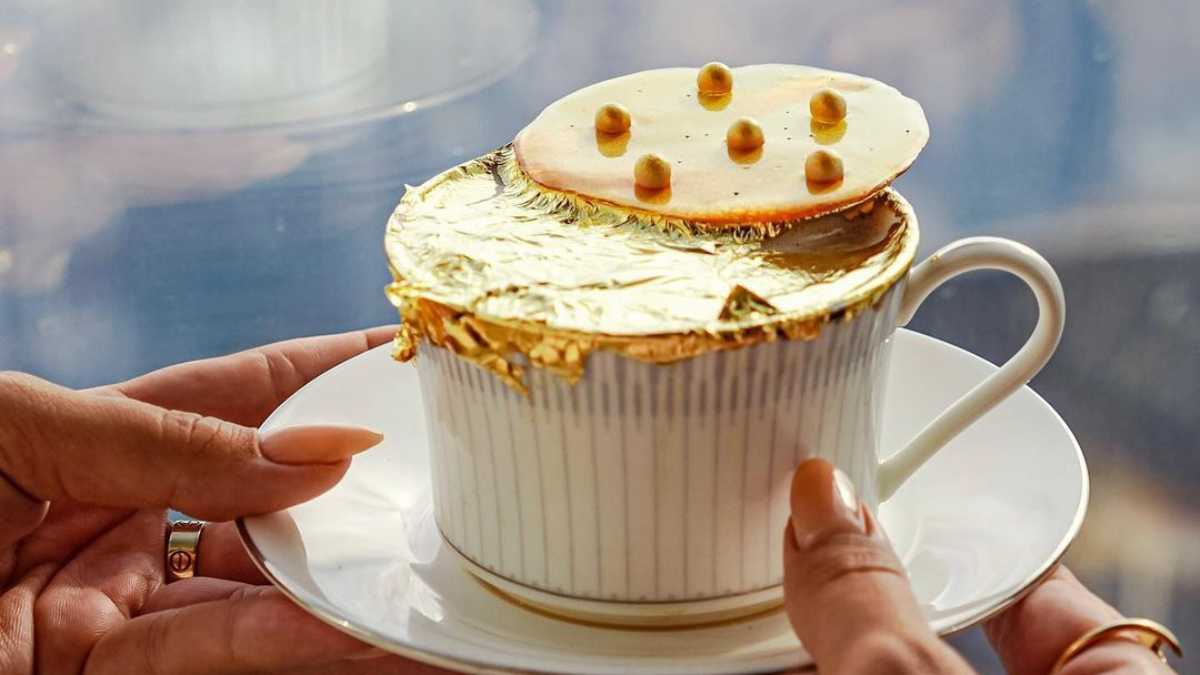 Afternoon Tea Experience at At.mosphere Burj Khalifa