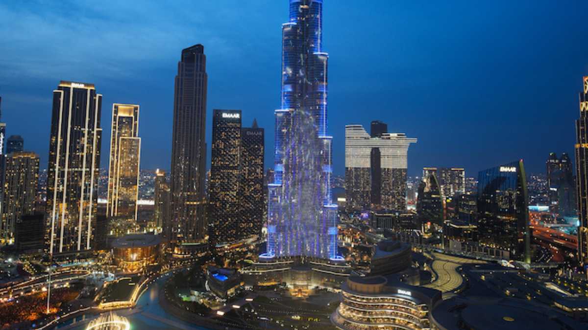 Dubai Fountain Undergoes a Stunning Revamp