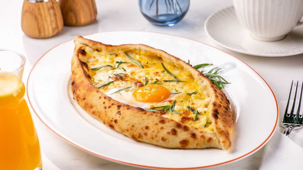 Café Gray at Dubai Hills Mall Is Serving Up the Ultimate Morning Vibes—All Day Long