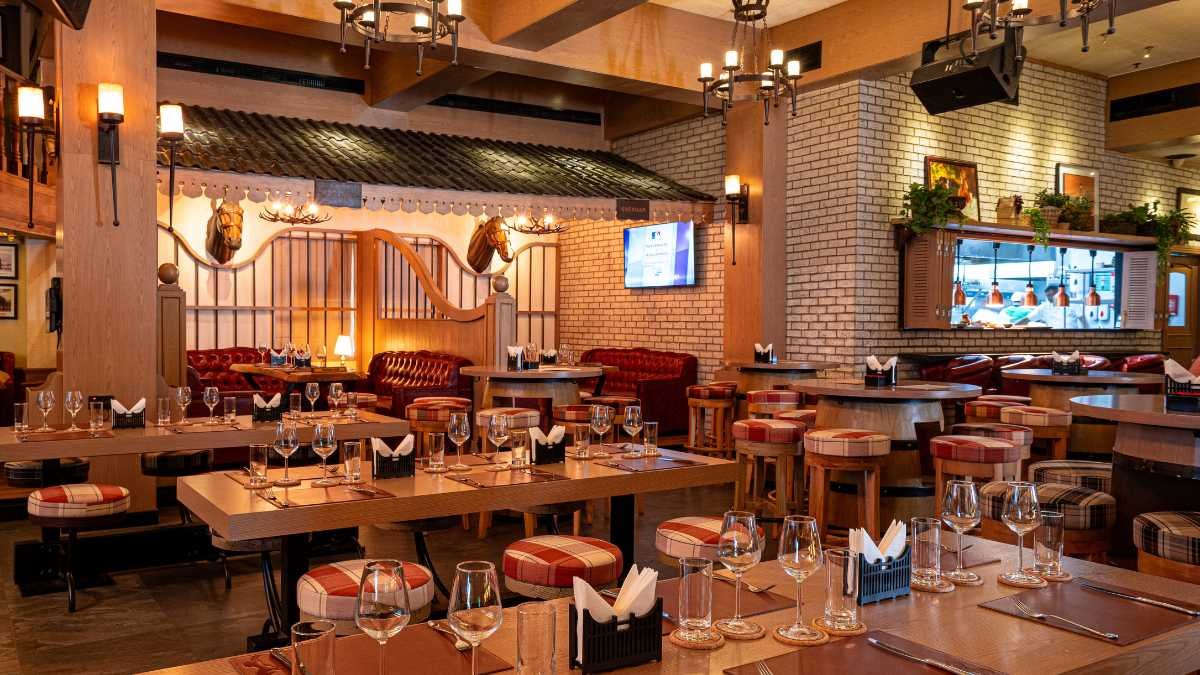 Hop Into a Day of Feasting & Fun This Easter at The Stables!