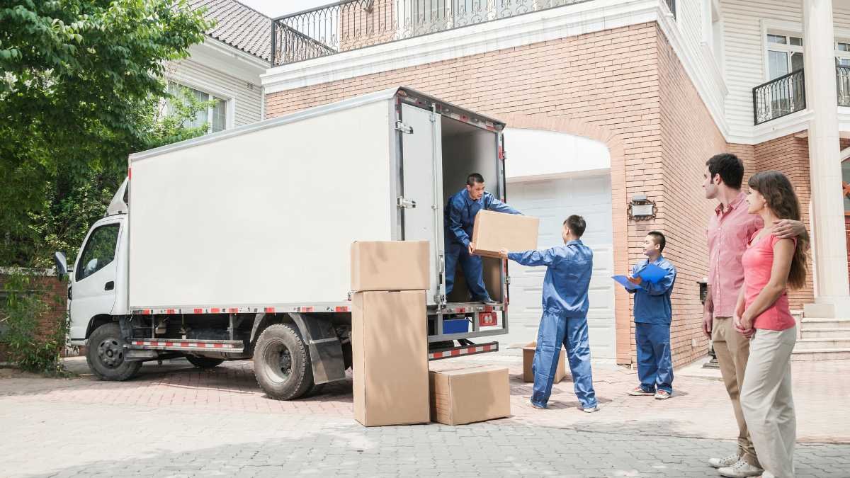 Top 10 International Moving Services in Dubai (with Storage Facilities)