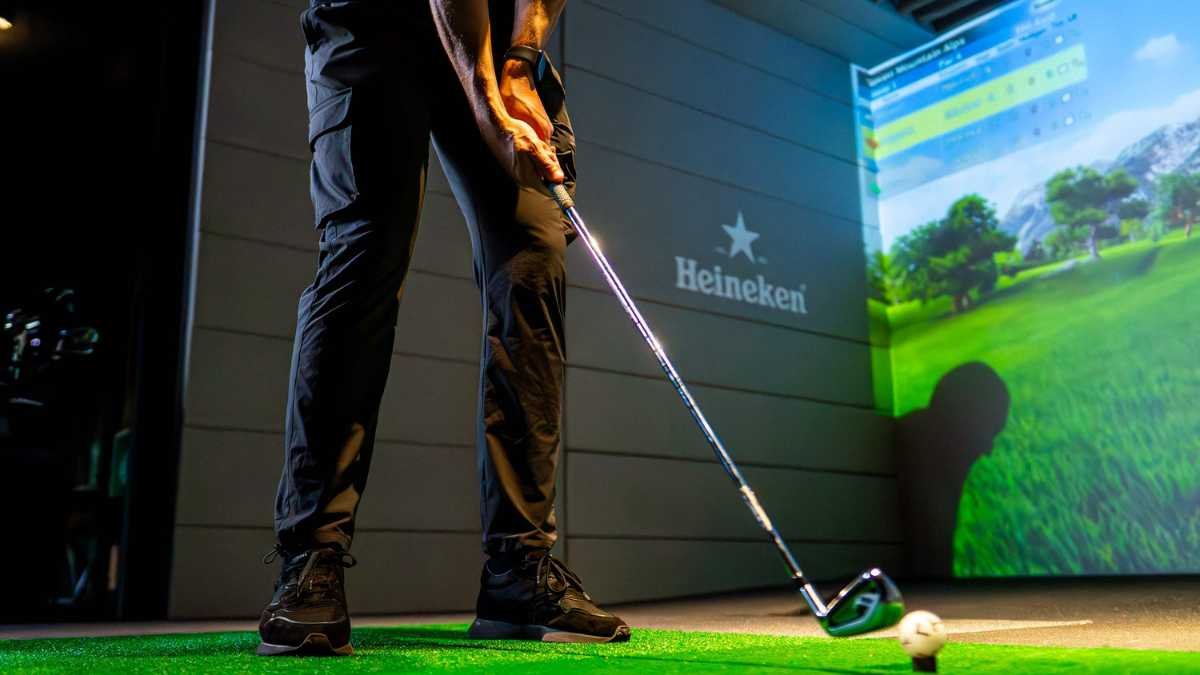 The Golf Simulator Competition Series at Ribs & Brews Is a Whole Vibe