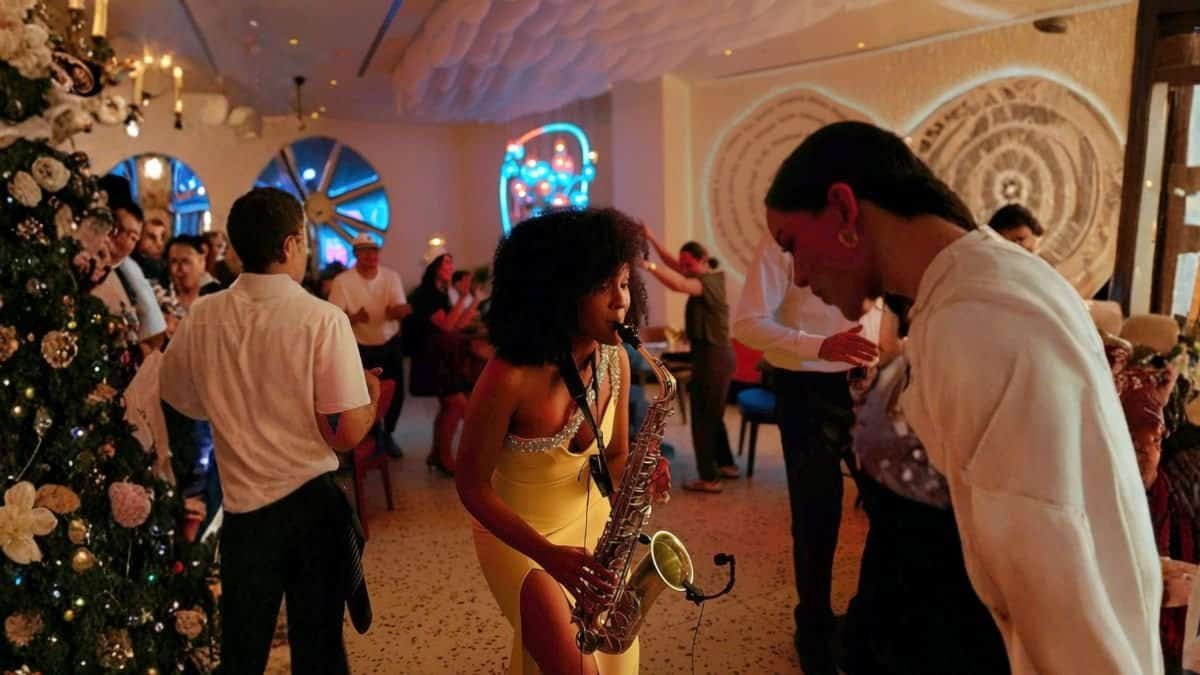 Sur Dubai Turkish 90s Night