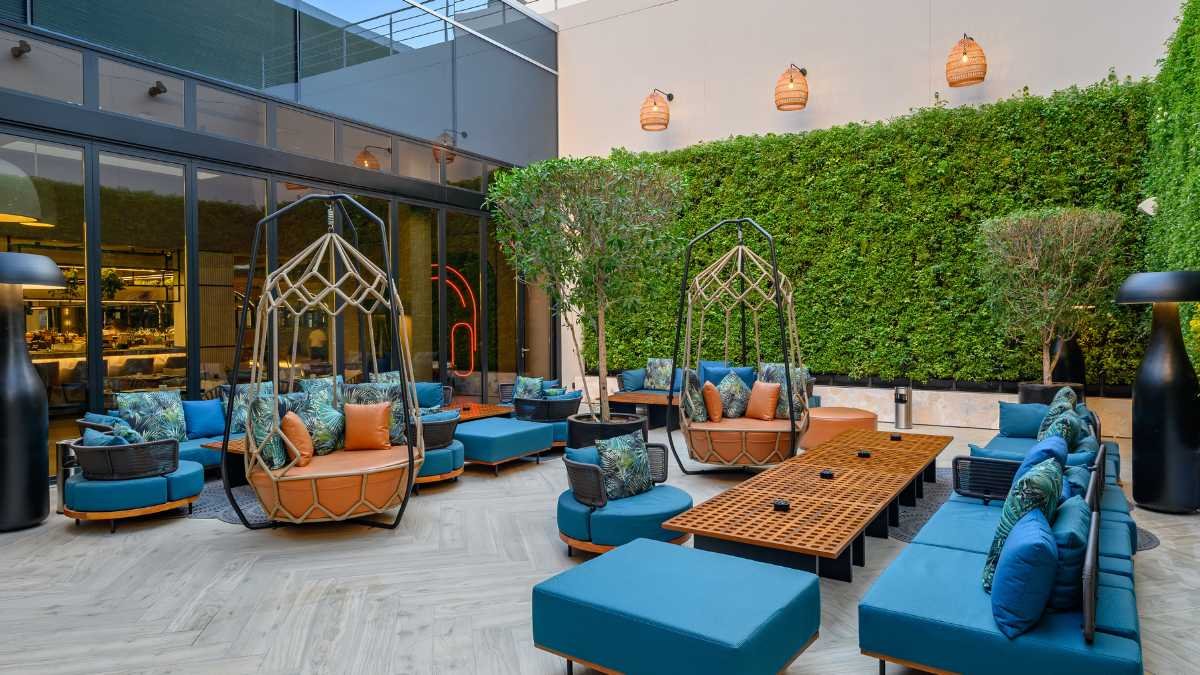 Novotel World Trade Centre’s AED 99 Pool Day Pass