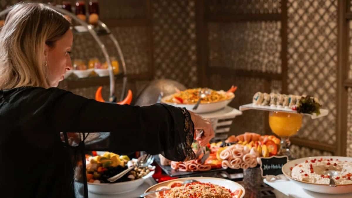 The Creek Thing at Radisson Blu Hotel Dubai Deira Creek