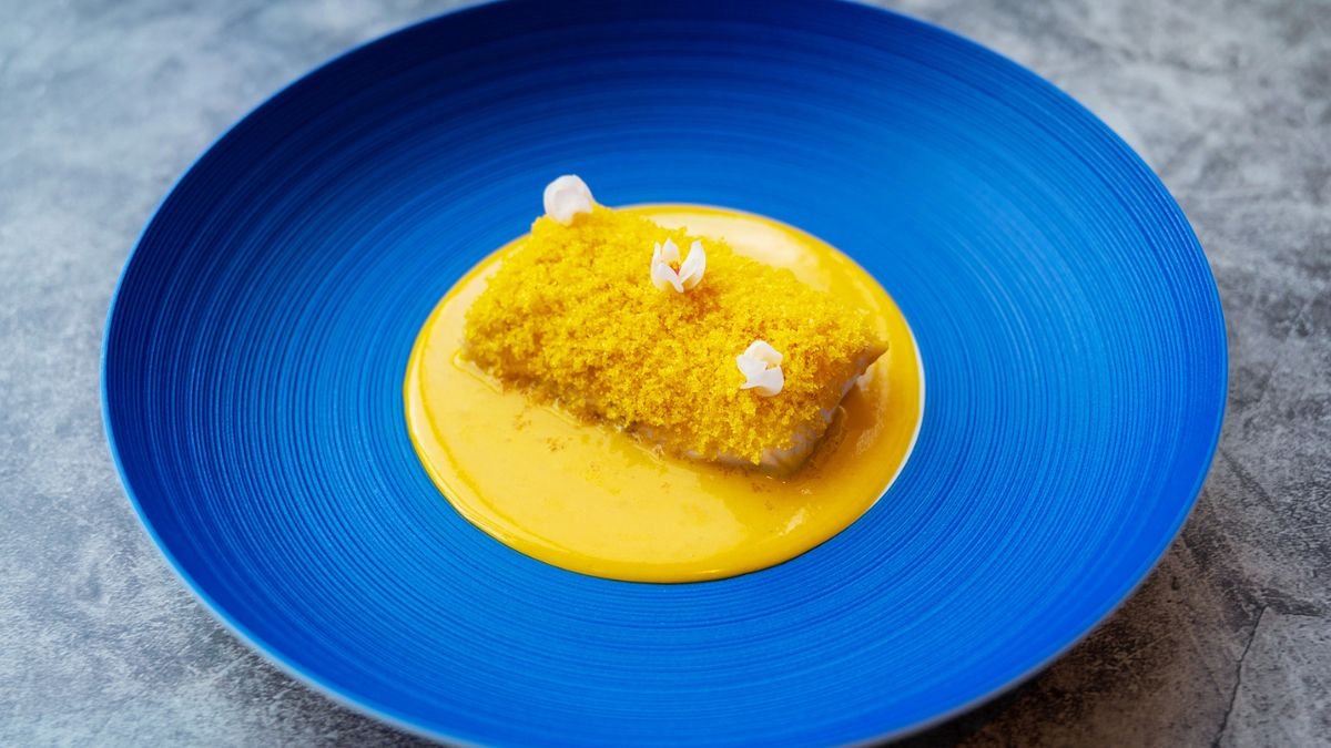 Anantara The Palm Dubai Resort: Tea-Paired Dining with Michelin-Starred Chef Bee