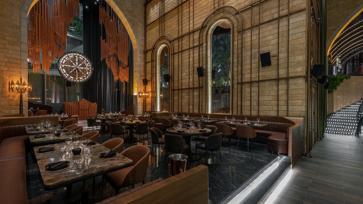 Amelia Dubai Launches First Flight Dining Experience with Wine Pairings