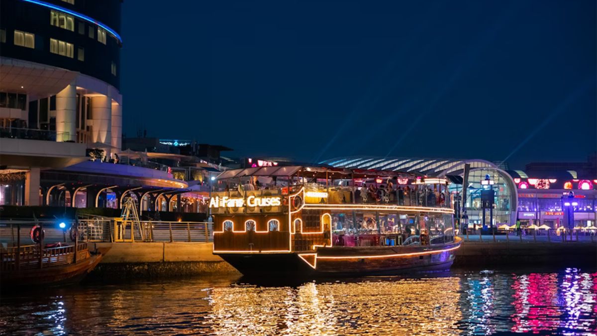 Night Cruises & Dhow Dinner Experiences in Dubai
