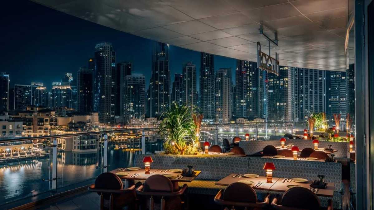 Best Shisha Lounges with Ambience in Dubai