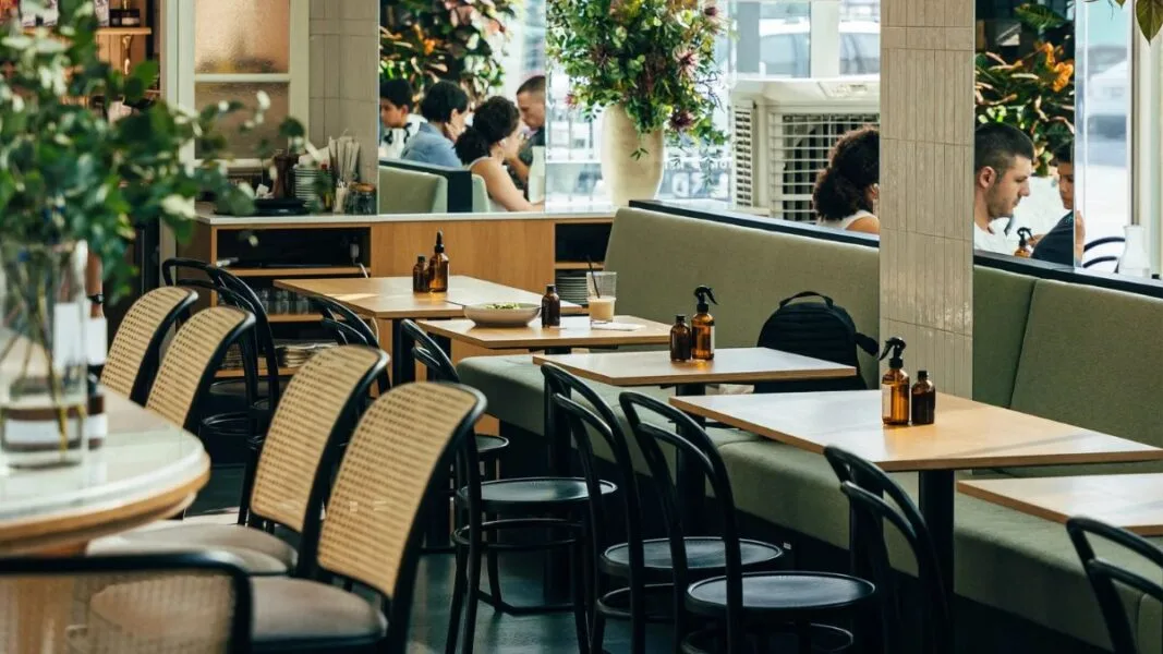 Roseleaf Café 