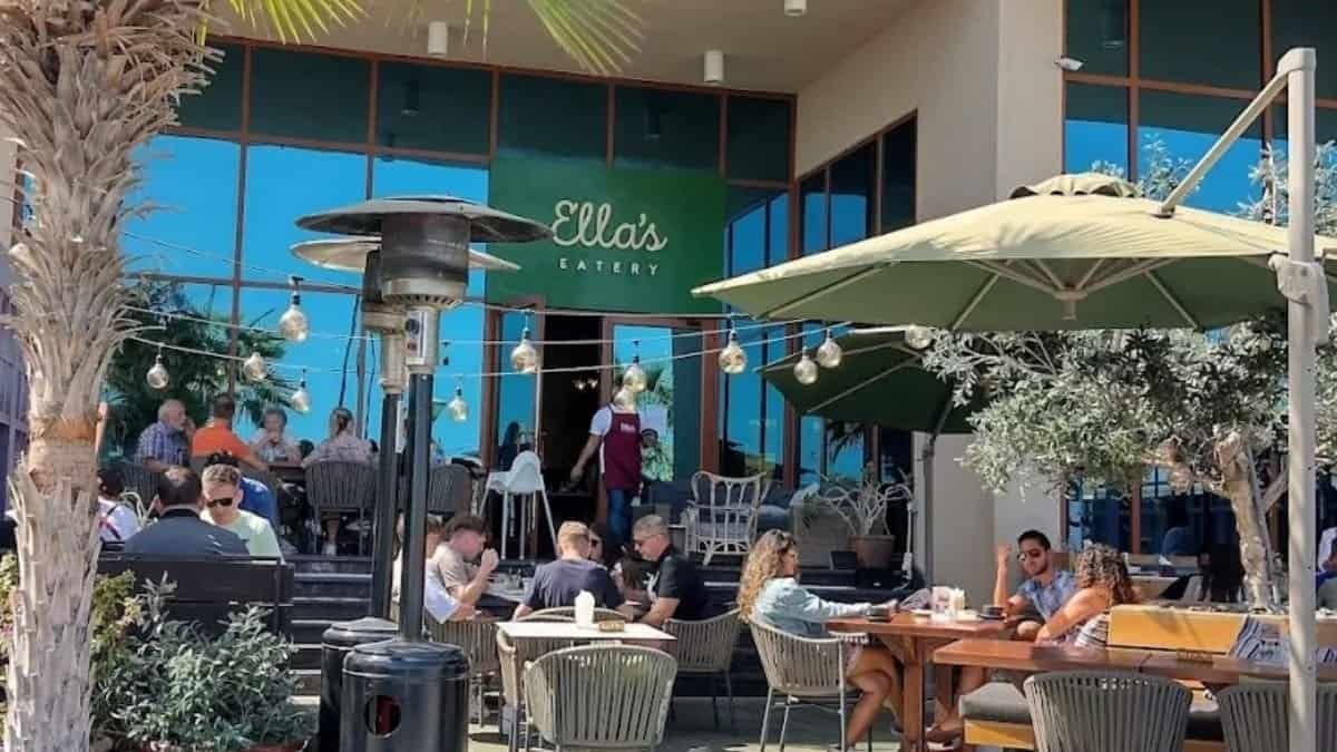 Ellas Eaterys Pizza & Wine