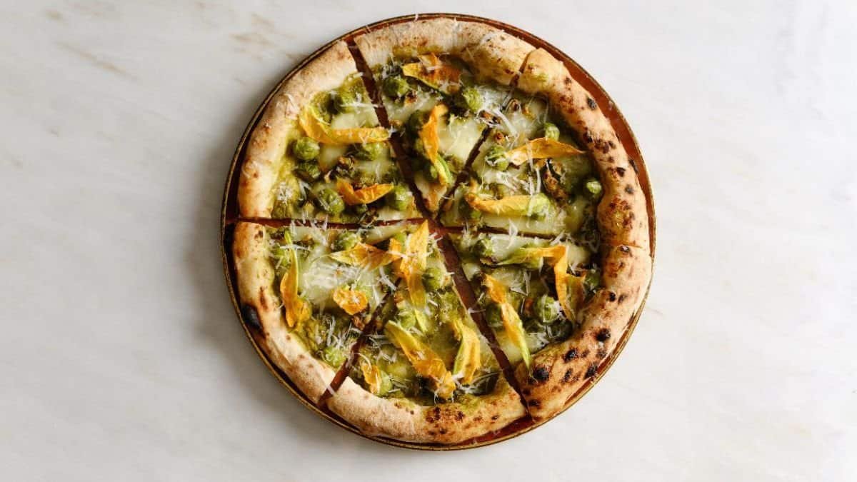 Pizza at La Terrazza dubai