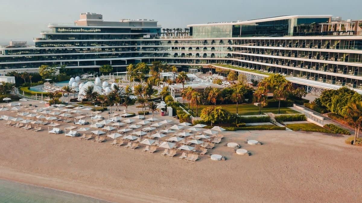 Swim-up bar and in-water loungers on Wet Deck at W Dubai The Palm