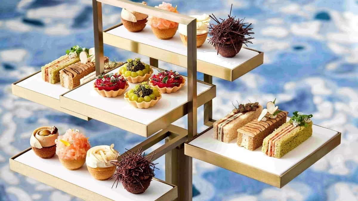 Royal Tearoom Atlantis The Royal on friendship day in dubai